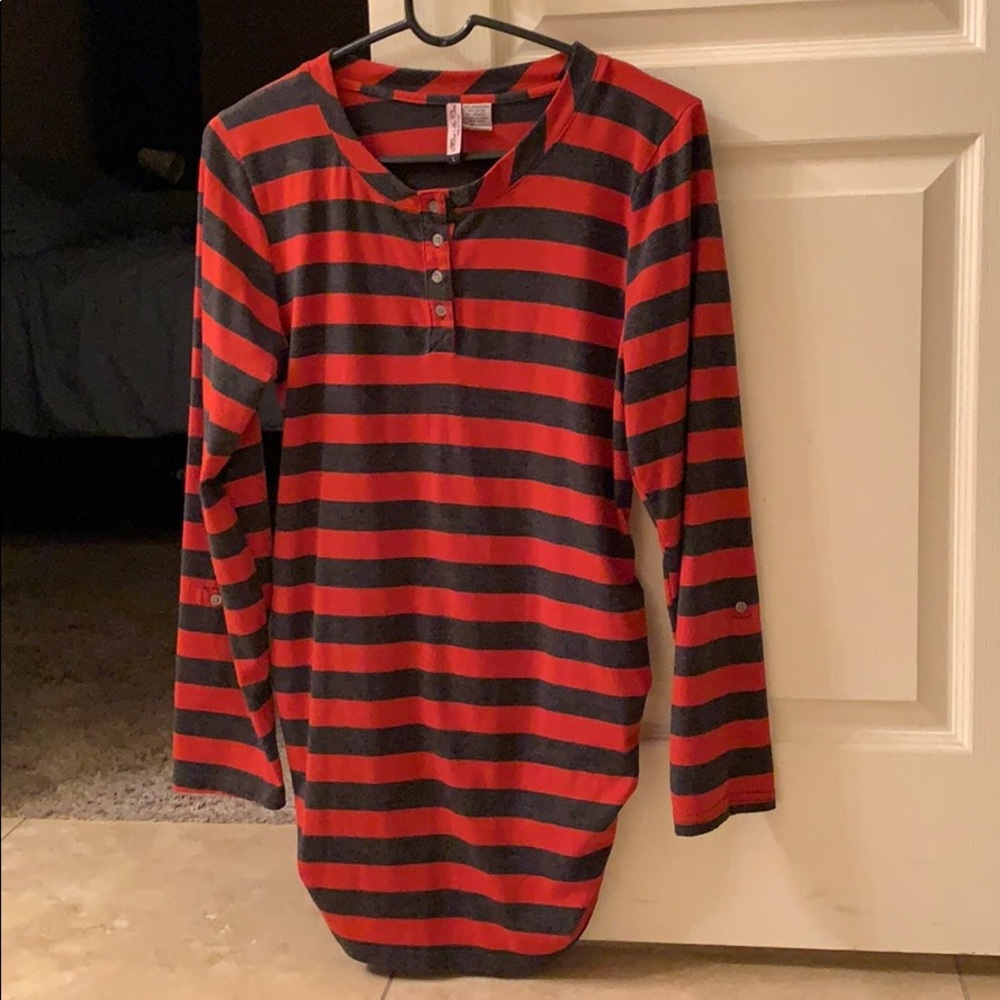 Long-Sleeve Maternity Shirt